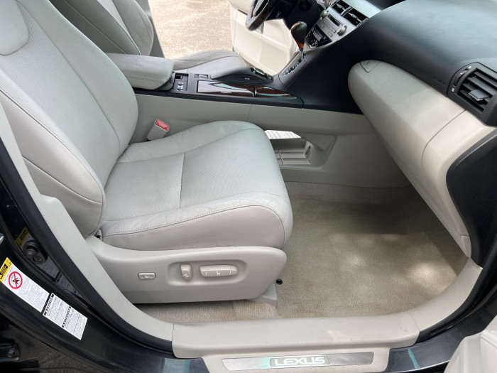 2011 Lexus RX350 AWD 13