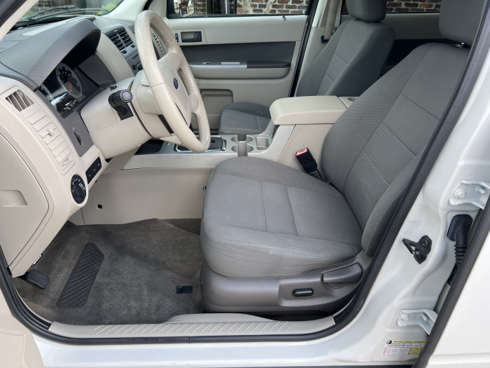 2010 Ford Escape 7