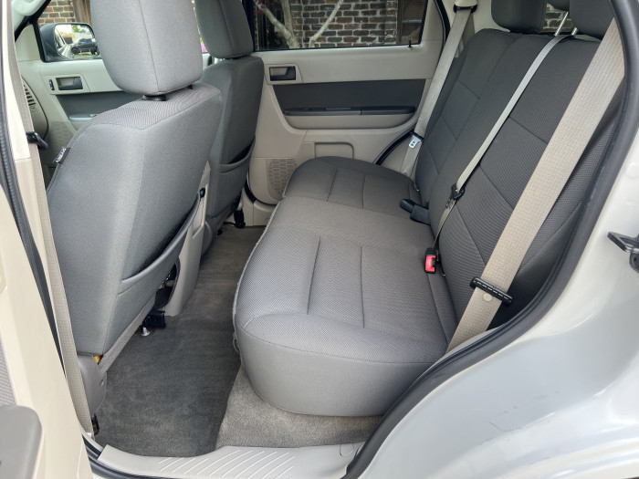 2010 Ford Escape 8