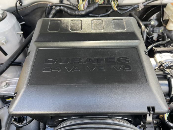 2010 Ford Escape 12