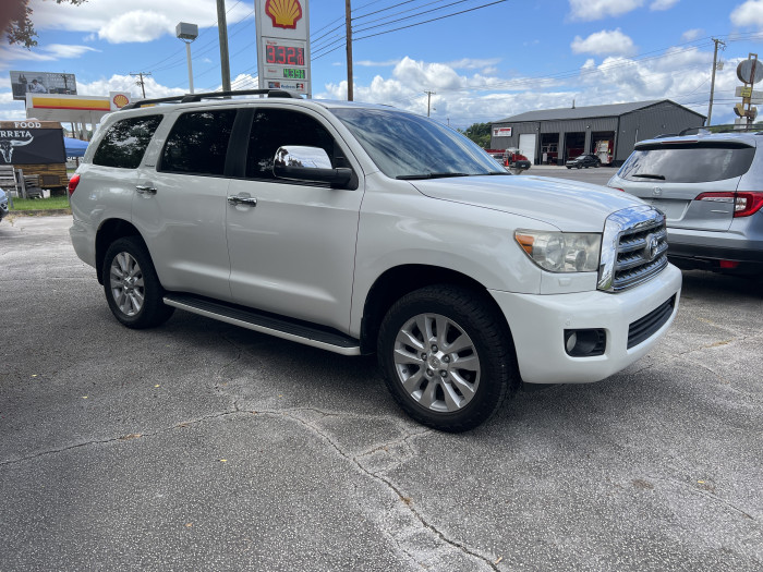 2014 Toyota Sequoia 4X4 5