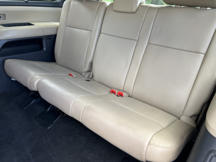 2014 Toyota Sequoia 4X4 11