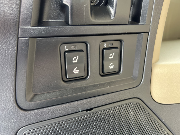 2014 Toyota Sequoia 4X4 14