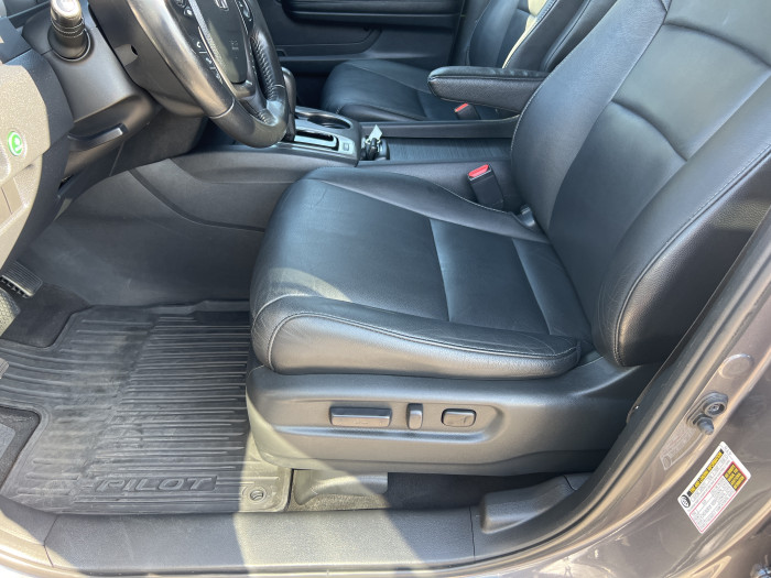 2016 Honda Pilot AWD 9