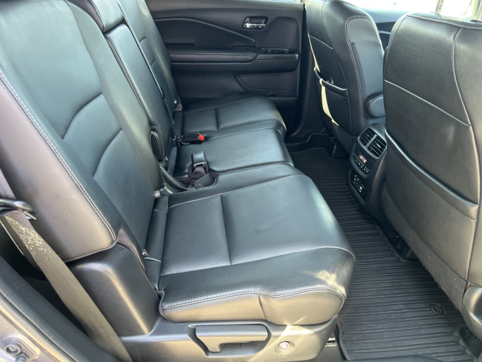 2016 Honda Pilot AWD 15