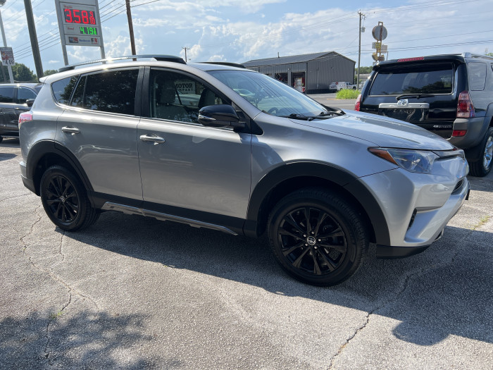 2018 Toyota Rav4 AWD 5