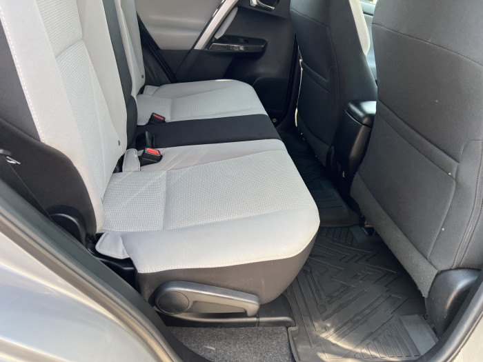 2018 Toyota Rav4 AWD 12