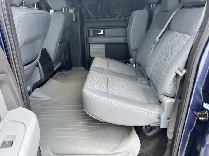 2013 Ford F150 4X4 8