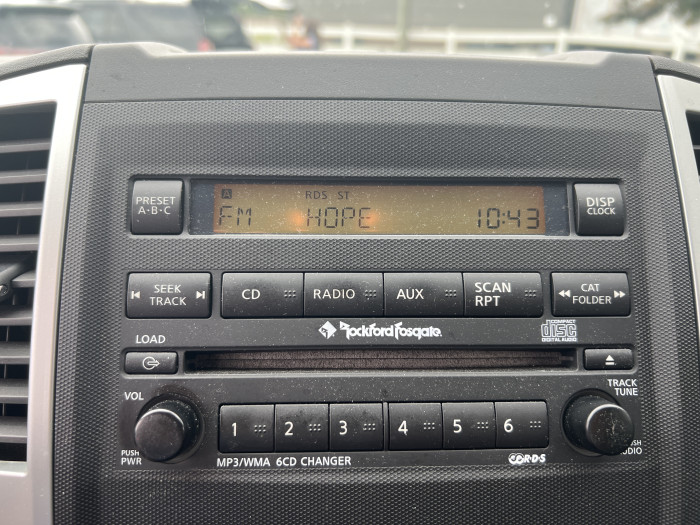 2010 Nissan Frontier Pro-4X 14