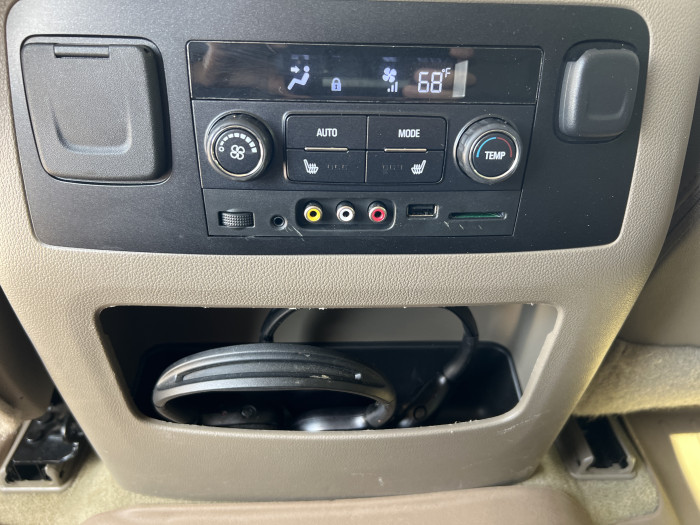2016 Chevrolet Tahoe 26