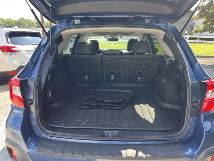 2019 Subaru Outback Limited 10