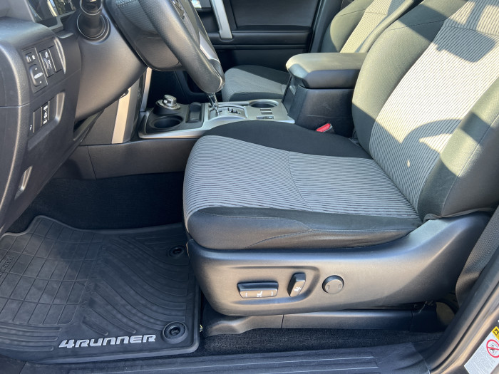 2016 Toyota 4Runner 6