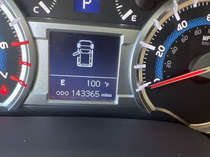 2016 Toyota 4Runner 27