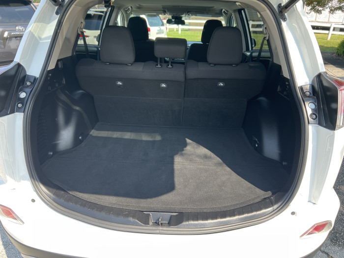 2018 Toyota Rav4 10
