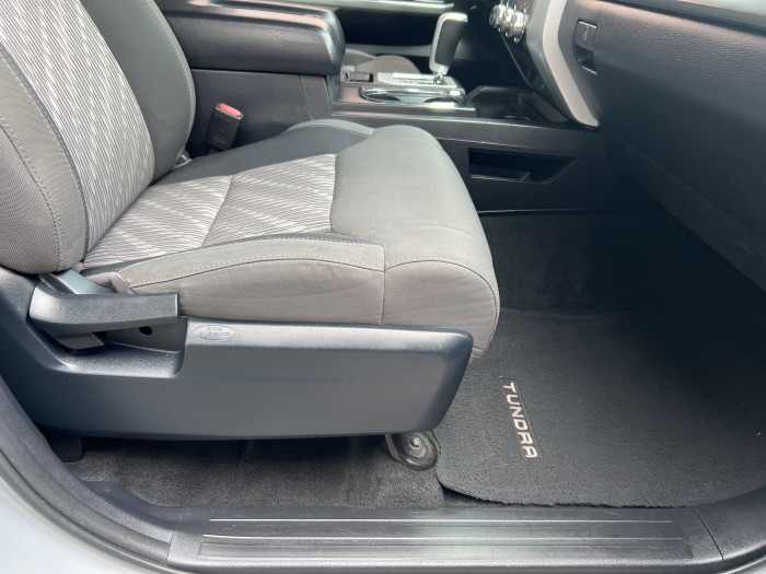2018 Toyota Tundra 4X4 13