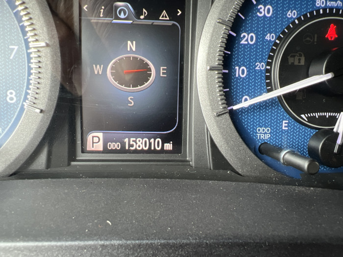 2016 Toyota Sienna XLE 30