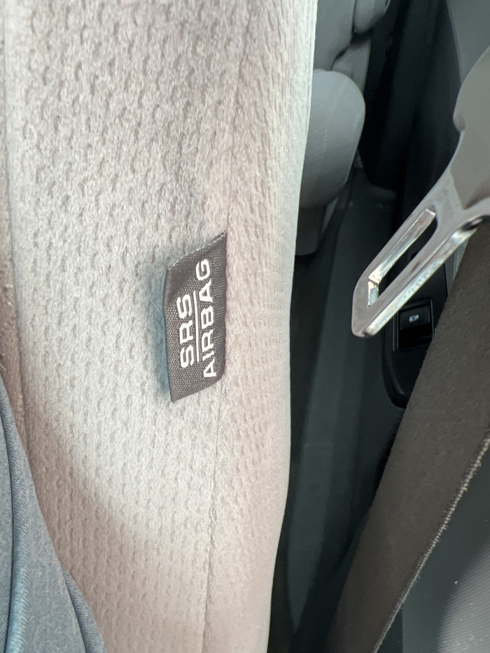 2015 Toyota Sienna LE 16