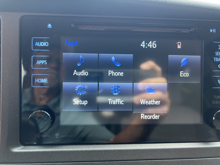 2015 Toyota Sienna LE 19
