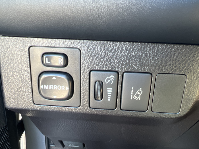 2018 Toyota RAV4 SE 15