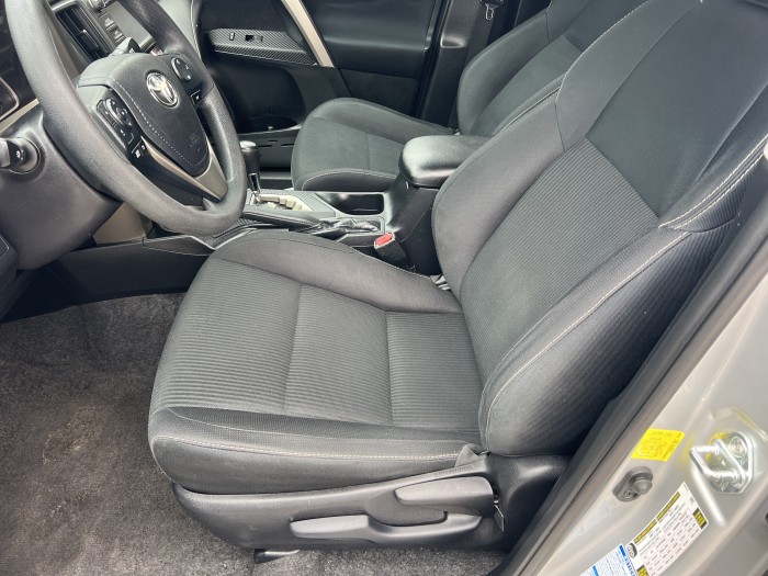 2015 Toyota Rav4 AWD 8