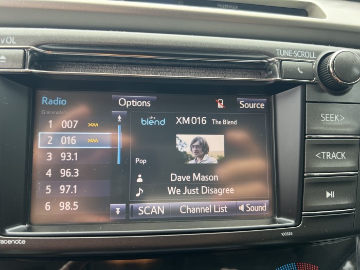 2015 Toyota Rav4 AWD 19