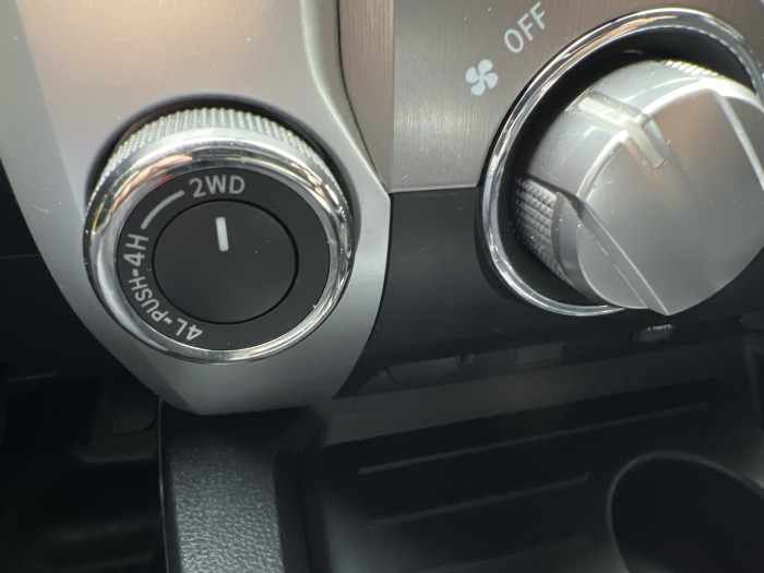 2017 Toyota Tundra 4X4 15