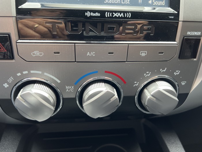 2017 Toyota Tundra 4X4 19