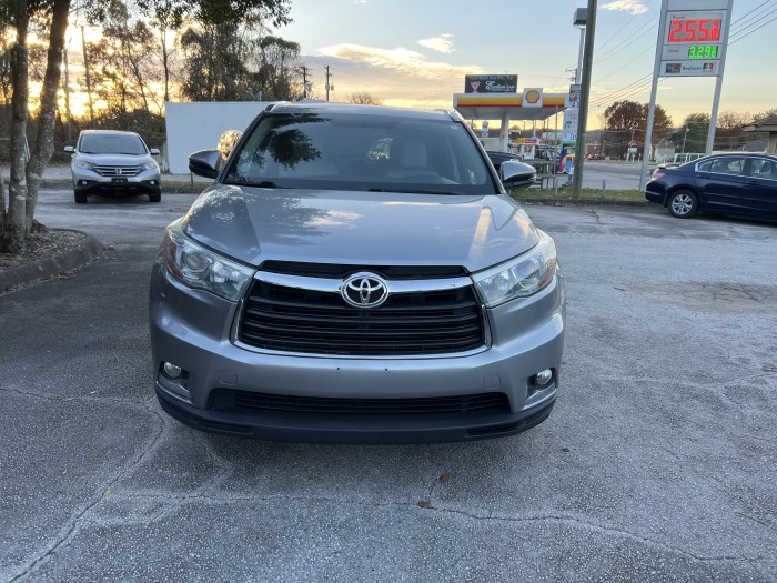 2015 Toyota Highlander AWD 7