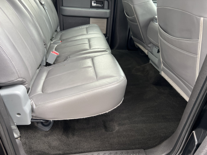 2013 Ford F150 4X4 10