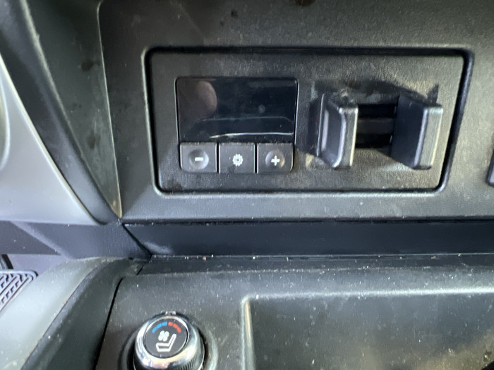 2017 Nissan Titan 4X4 19