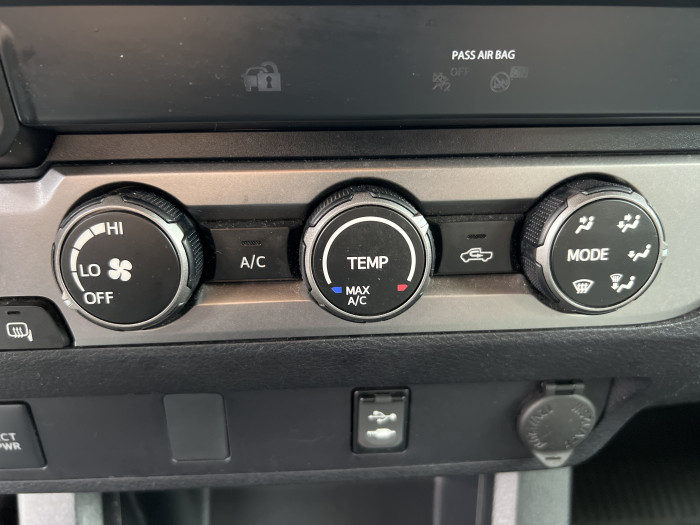 2019 Toyota Tacoma 4X4 18