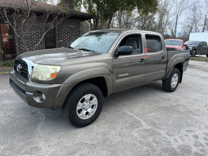 2011 Toyota Tacoma 1