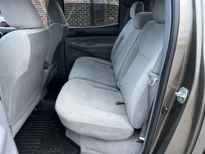 2011 Toyota Tacoma 8